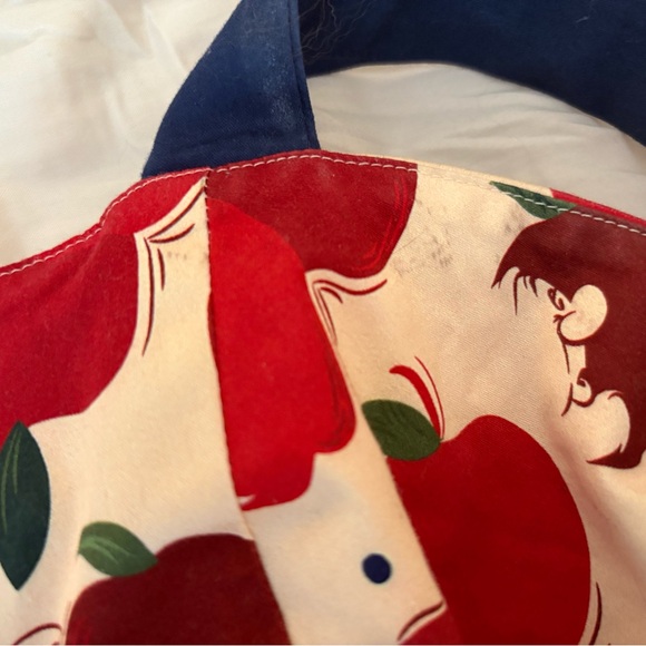 Disney Parks Snow White Poison Apple Dress Seven Dwarfs Size Large RARE - Picture 12 of 13